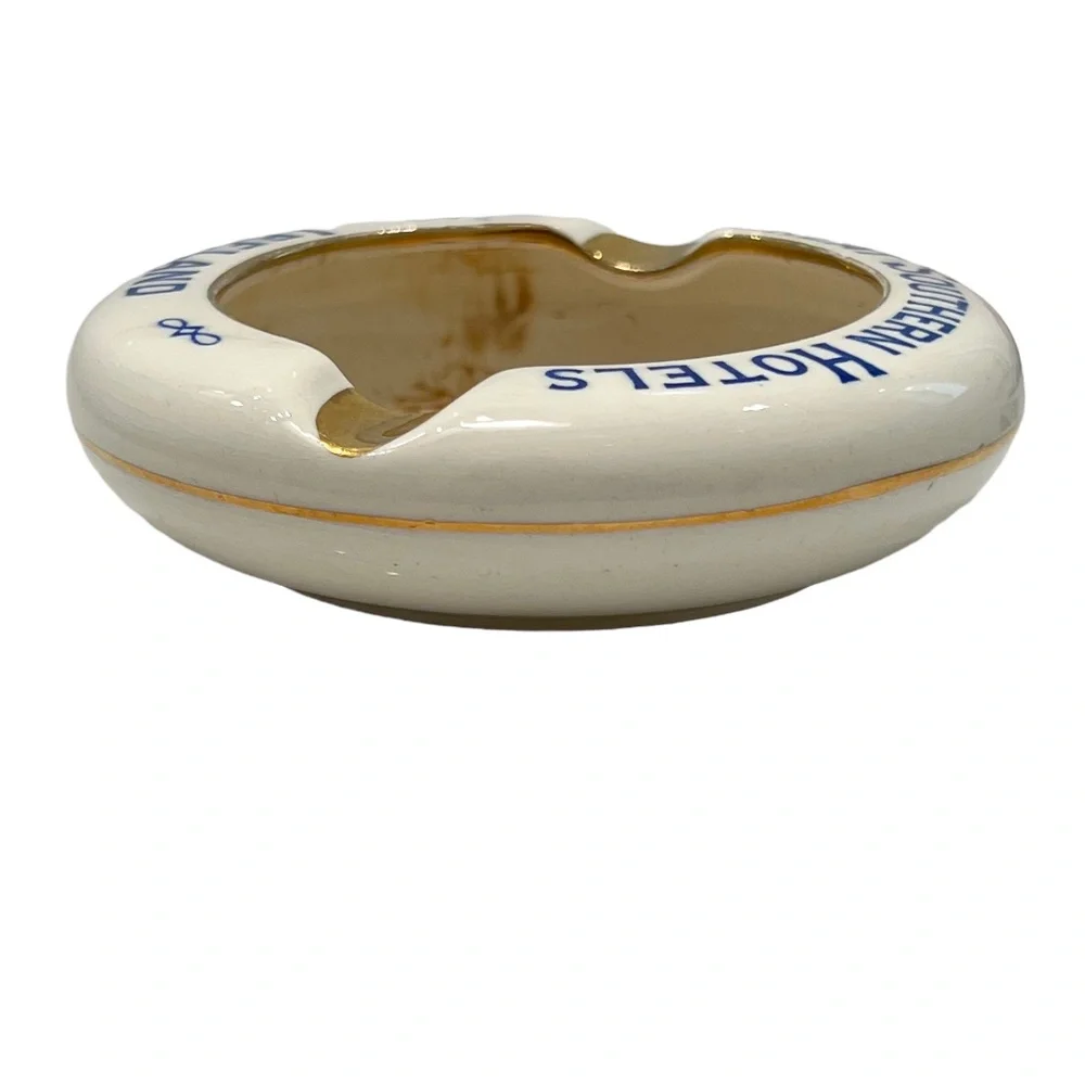 VINTAGE GREAT SOUTHERN HOTELS IRELAND WHITE CERAMIC WITH GOLD & BLUE ASHTRAY